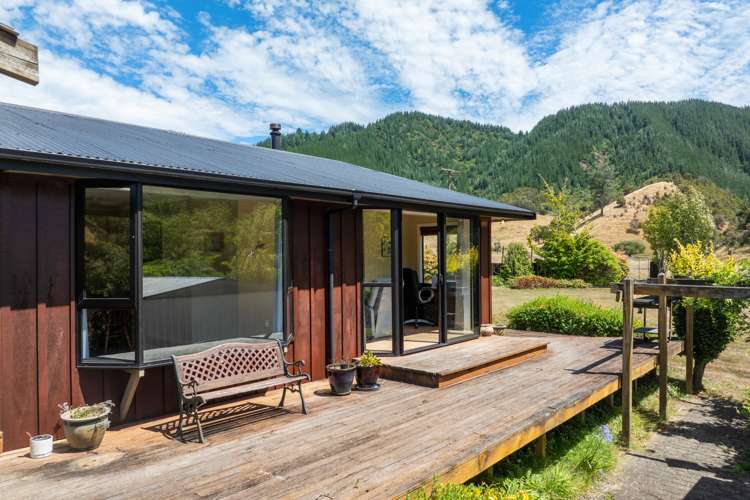 407 Onamalutu Road Wairau Valley_10