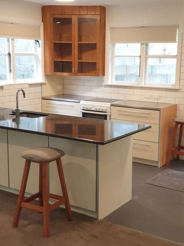 Chic 2BR Townhouse in Brooklyn, WLG