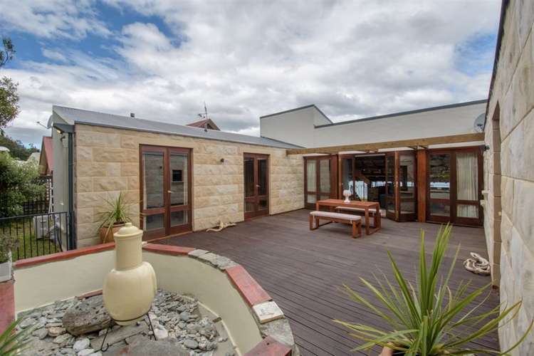 143 Wynyard Crescent Fernhill/Sunshine Bay_14