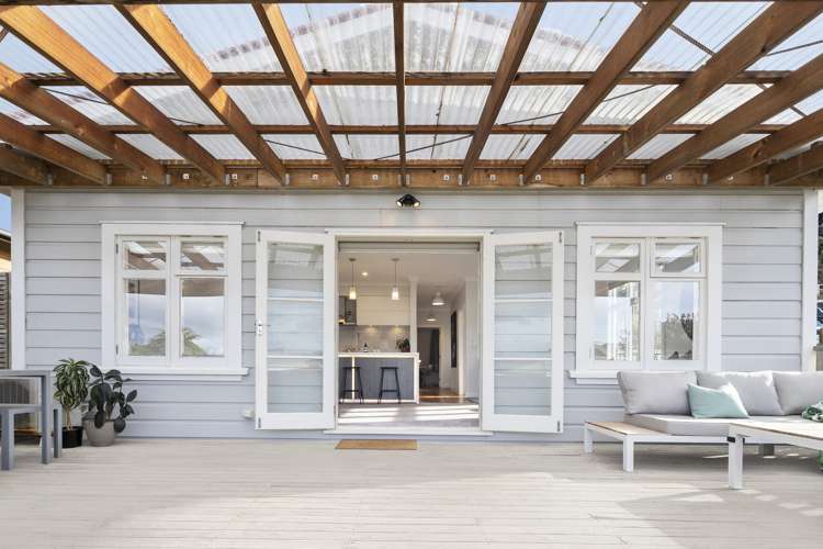 3 Endeavour Street Lyall Bay_9