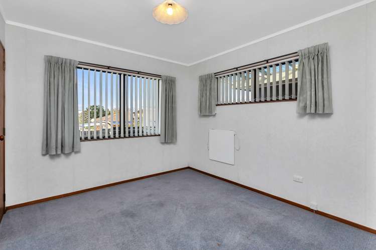 15 Selwyn Avenue Avenues_13