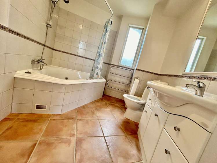 58 Turama Road Royal Oak_9