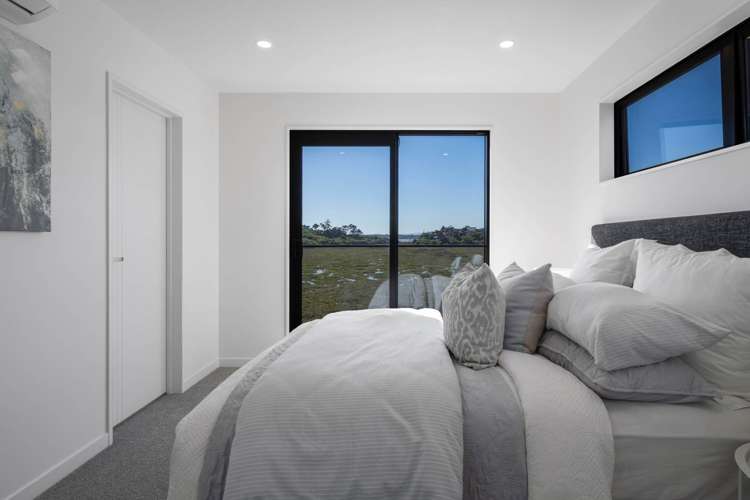 33e Saint Peters Street Northcote_7