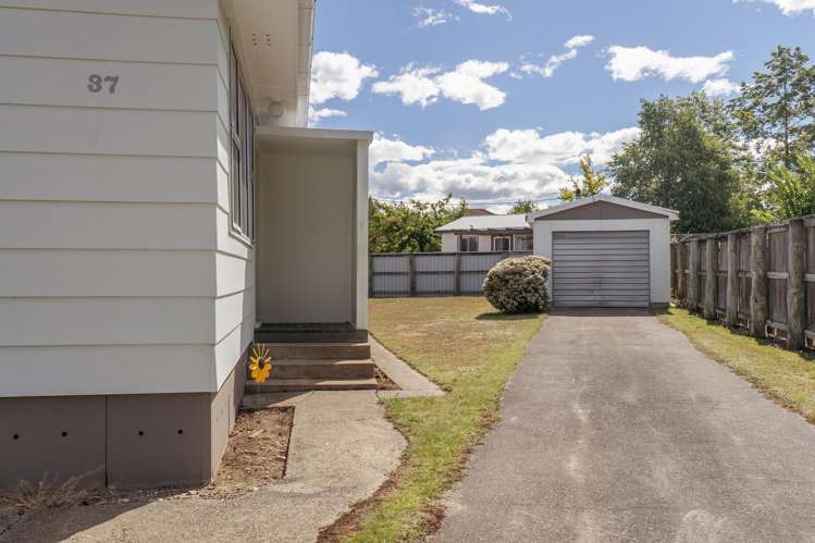 37 Omahau Crescent Twizel_13