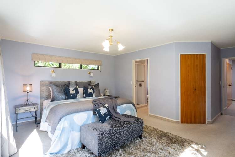 517 Nottingley Road Frimley_13