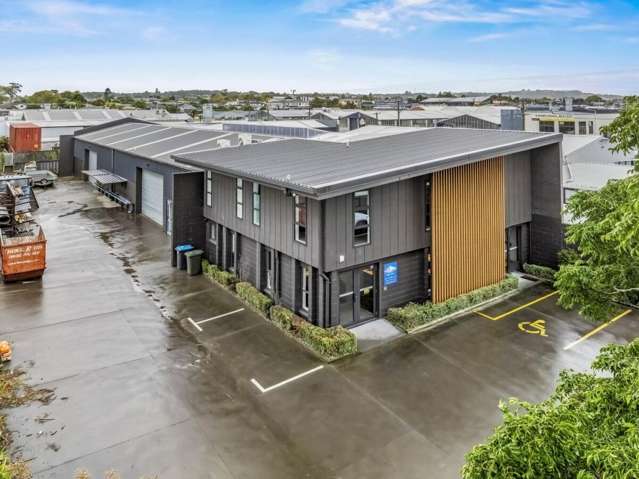 Refurbished Freehold Industrial &ndash; Vacant
