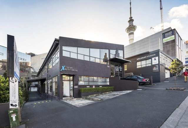 CREATIVE OFFICE IN FREEMANS BAY   