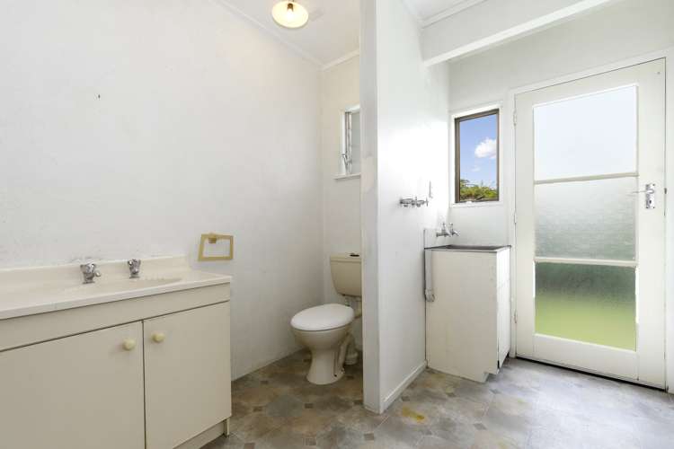 247b Levers Road Matua_16