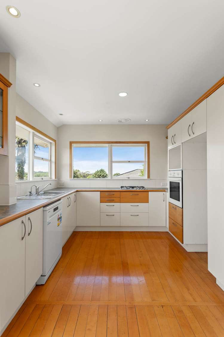 2/80 Archers Road Glenfield_5