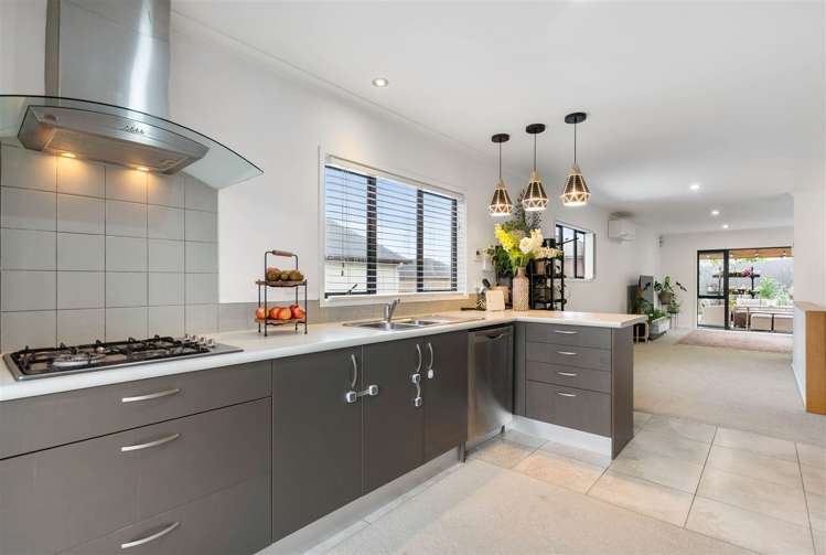 37 Sonoma Crescent Oteha_9