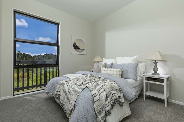 36 Taiororua Avenue Massey_9