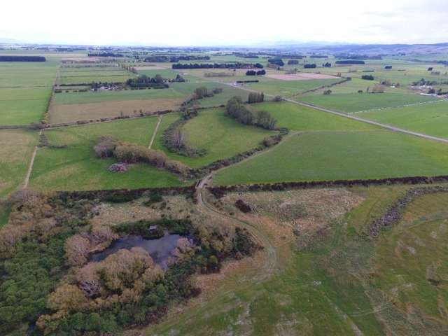 175 Hundred Line East Winton Surrounds_3