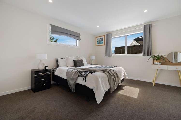 27 Bale Road Queenstown_6