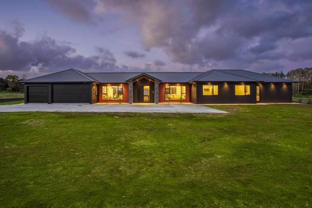 1 Piwari Lane Taupaki_2