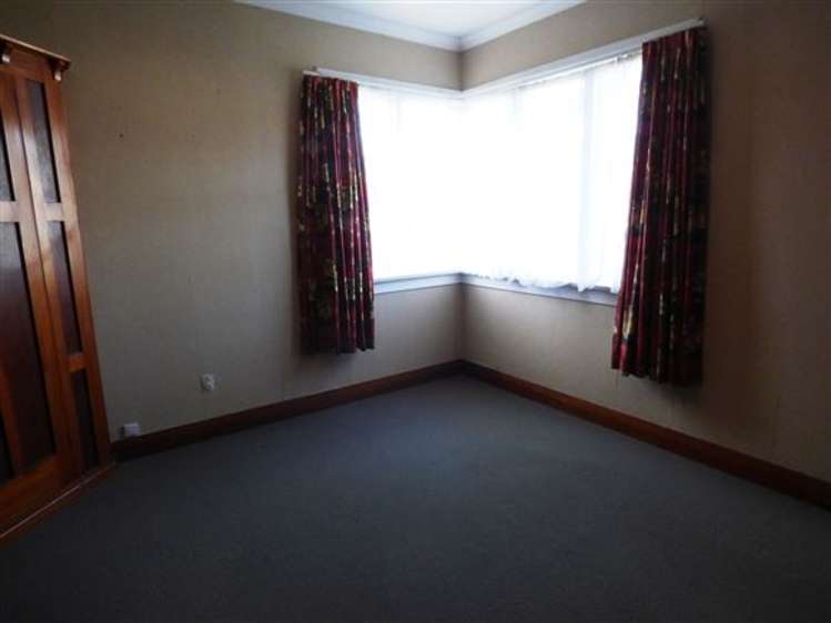 12 Cossens Street Balclutha_17