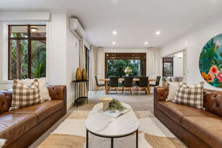 11 Churchouse Road Greenhithe_5