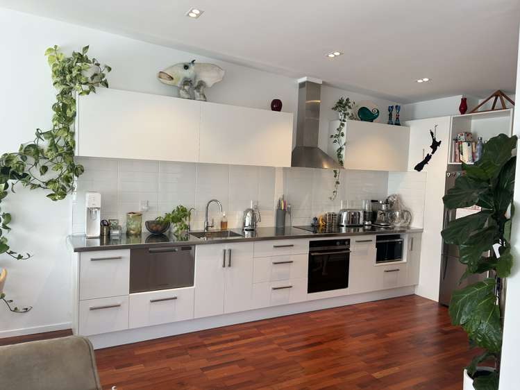 8/82 Marsden Road_2