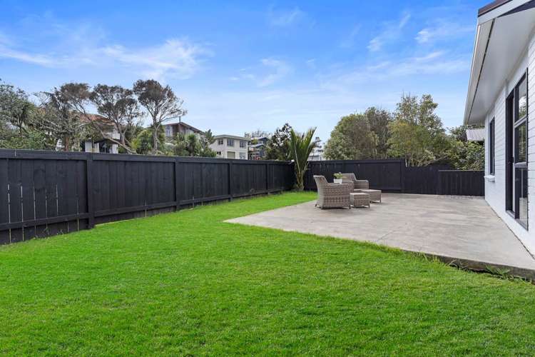 121 Rosario Crescent Red Beach_6