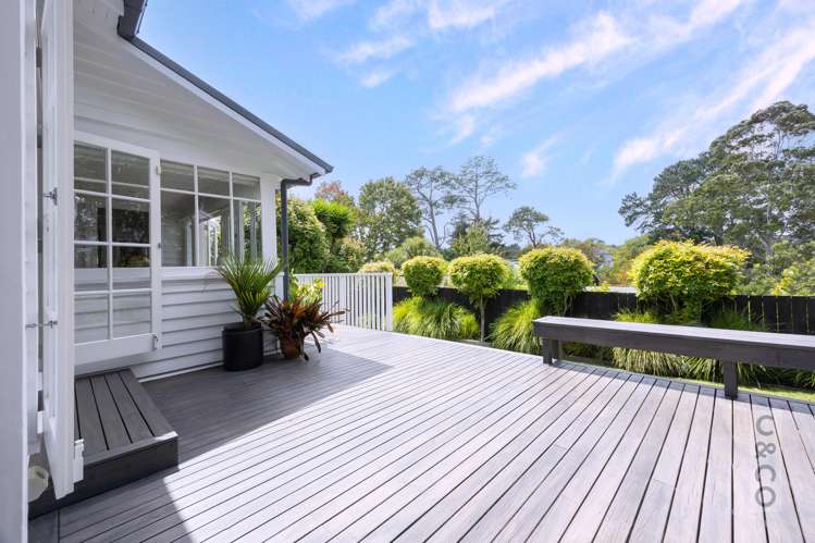 56 Queen Street Riverhead_37