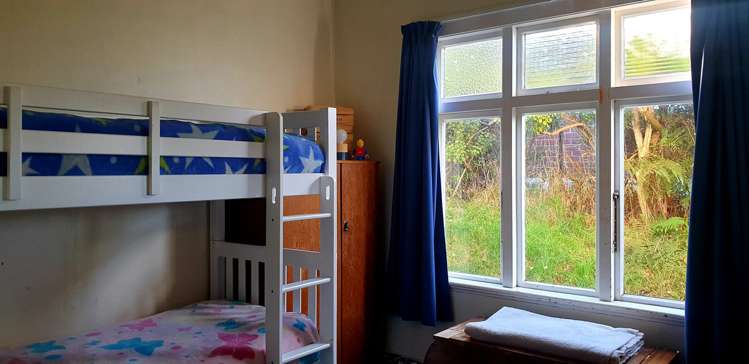 94 Sidey Street Calton Hill_11