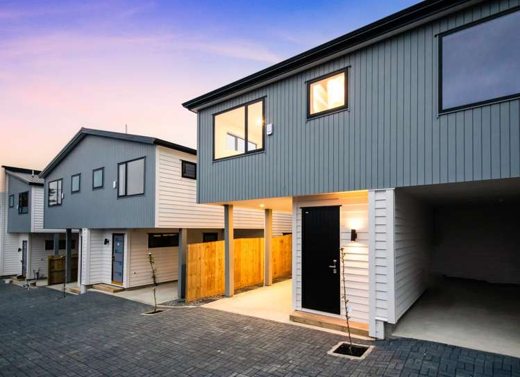 8E Butterworth Drive Glendene_13