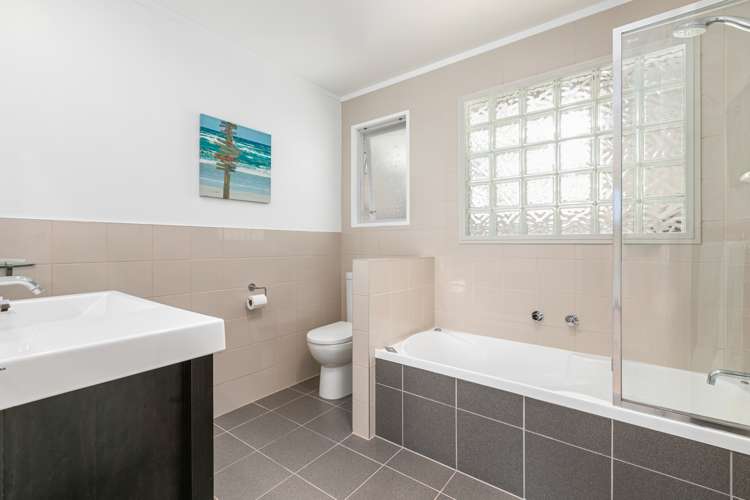 124 Hereford Park Road Pukehina_31