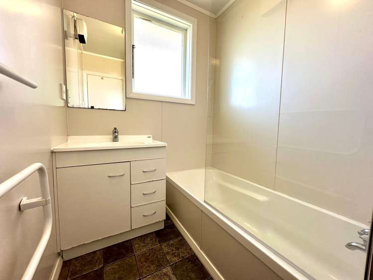 20 Anderson Road Deanwell_20