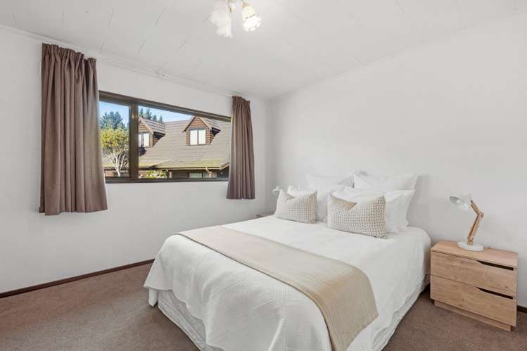 9 Oregon Drive Kelvin Heights_16