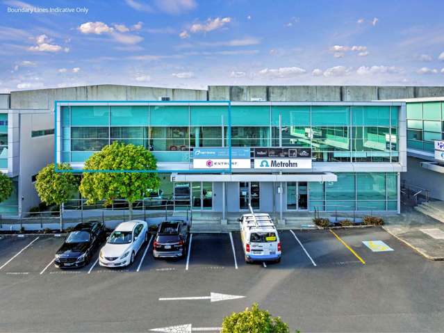 OFFICE/STORAGE - 217M²/76M²