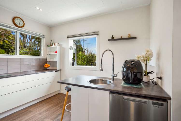 275 Hillsborough Road Hillsborough_5