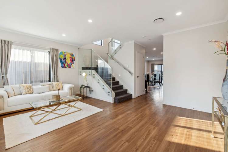 92 Ksenia Drive Flat Bush_7
