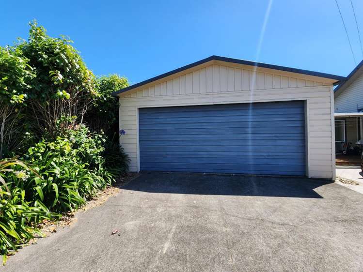 5 Holloway Road Omata_22