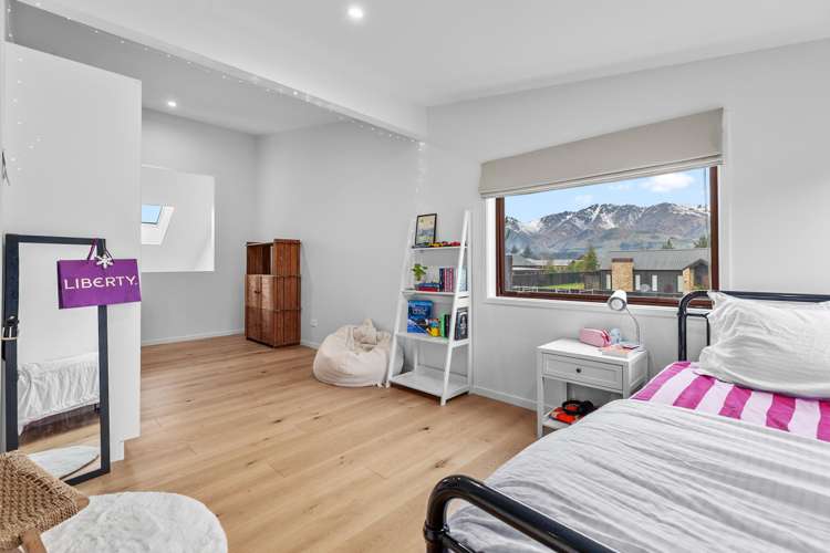 7 Moonraker Place Lake Hawea_18