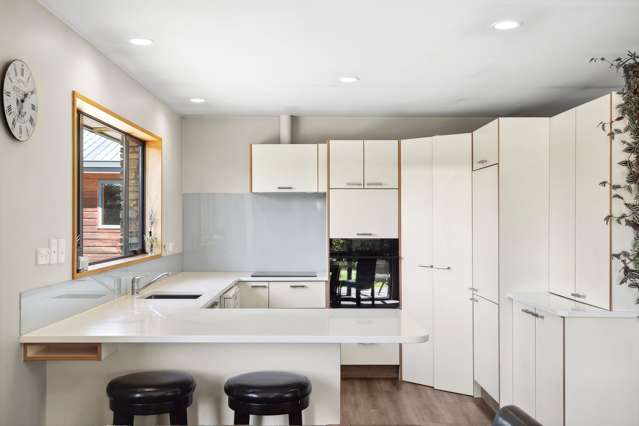 3 Dale Street Albert Town_4