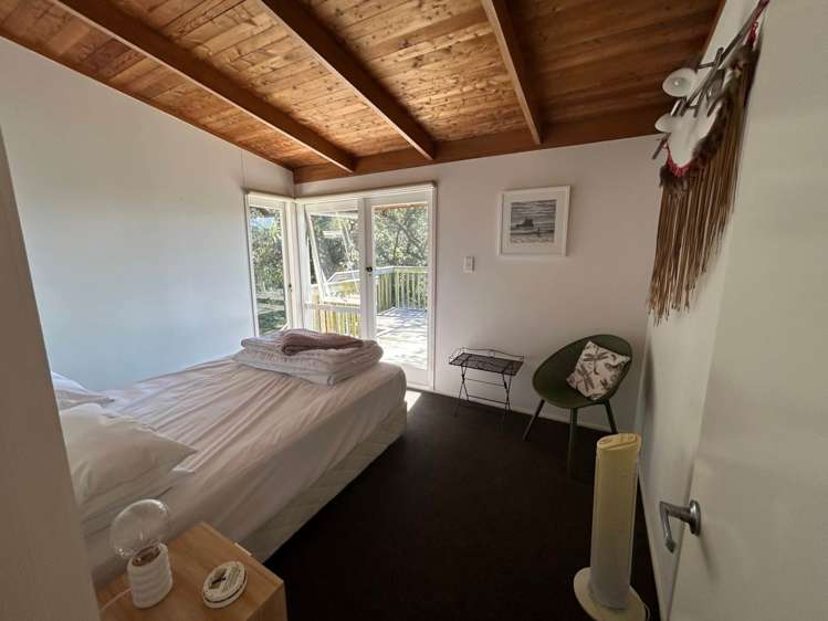 1 Waitea Road Muriwai_16