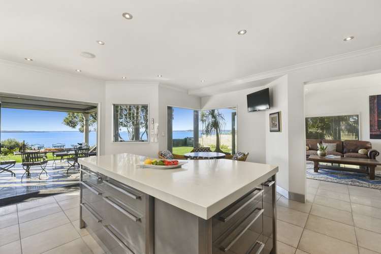 114 Vauxhall Road Narrow Neck_7