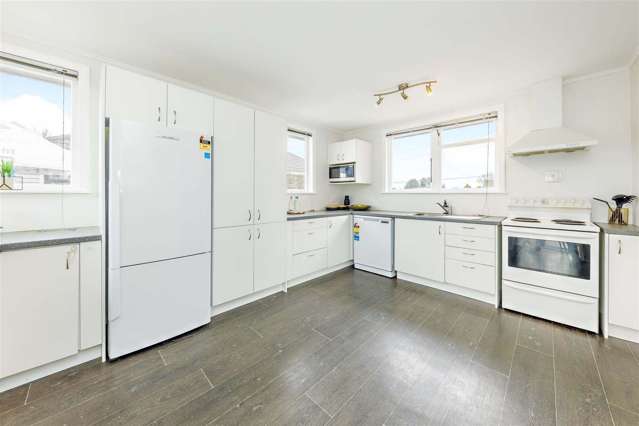 89 Porchester Road 10938_1