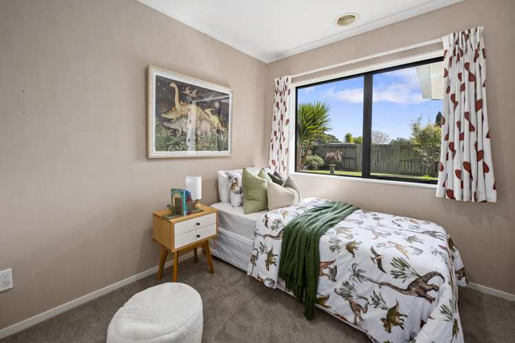 15 Frame Place Owhata_11