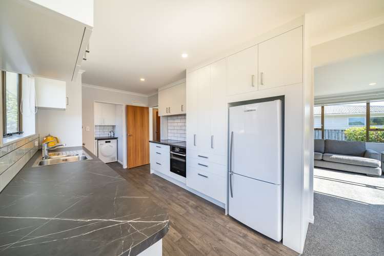 83 Pasadena Crescent Totara Park_10