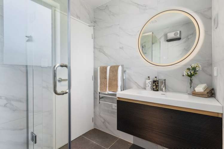 8/6 Harrison Avenue Belmont_7