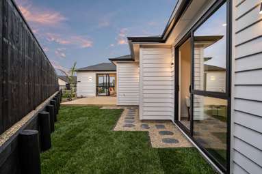 5 Lambert Road_4