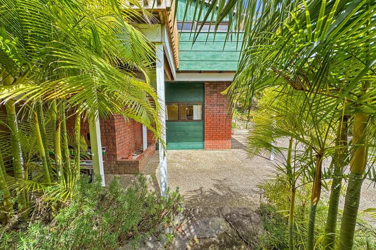 2/58 Glencoe Road Browns Bay_21