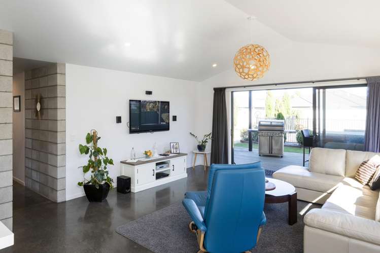 22 Fisher Place Lytton West_6