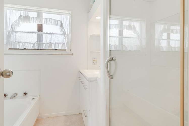 6 Titoki Place Pukete_15