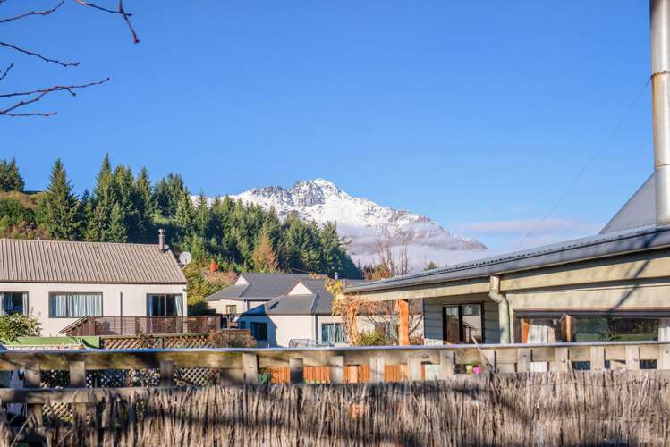 5a Watts Road Fernhill/Sunshine Bay_15