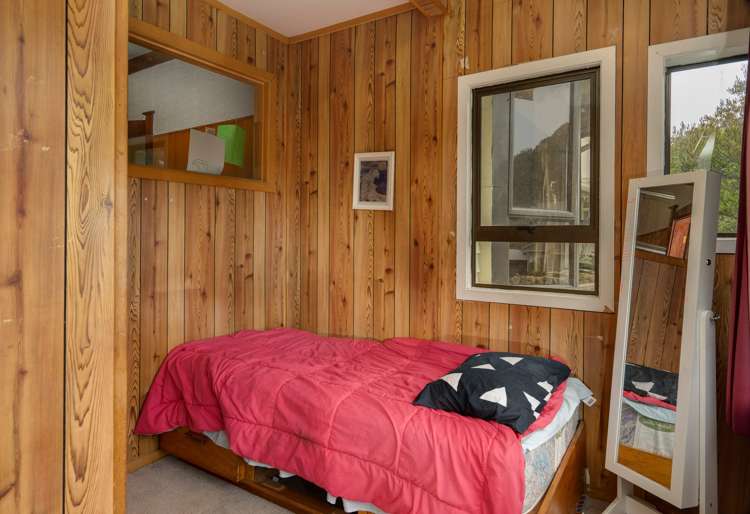 29 Emano Street Toi Toi_13