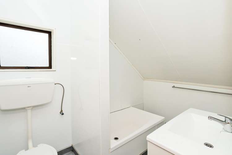1-6/138 Eye Street Appleby_23