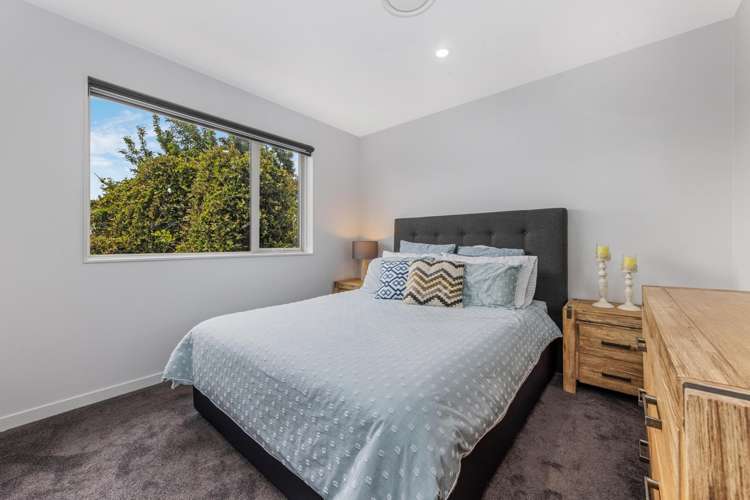 1 & 1A Lloyd Avenue Papatoetoe_14