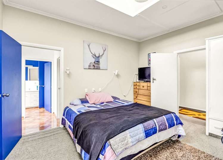 219 South Road Hawera_11