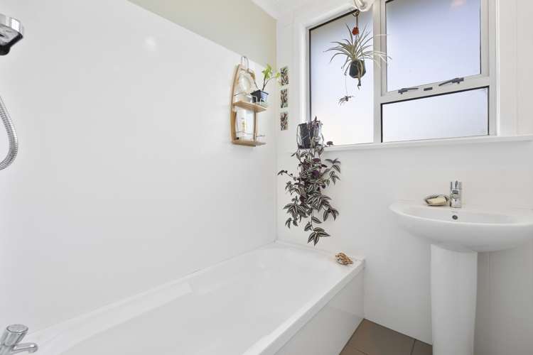 32 Constitution Avenue Milton_9